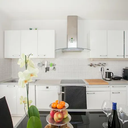 Nina , Bacvice Apartman