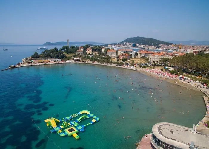 Nina , Bacvice Сплит