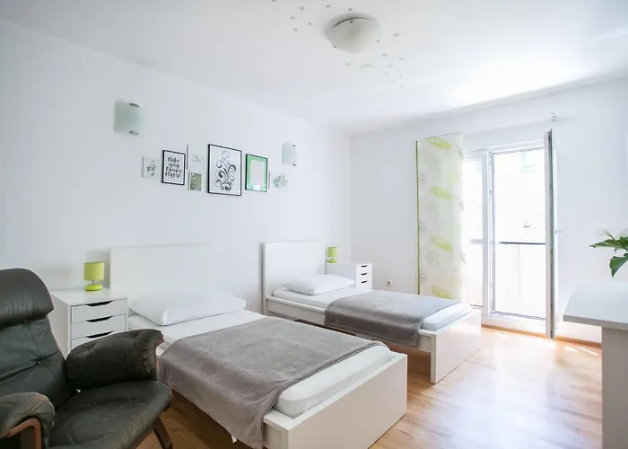 Апартаменты Nina , Bacvice